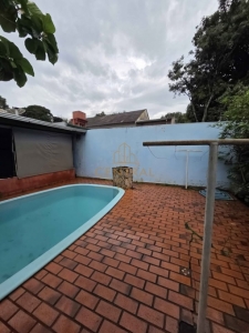 CASA A VENDA NA VILA YOLANDA
