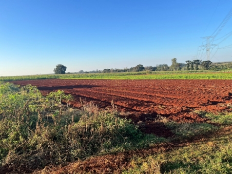 CHACARA A VENDA NA VILA VITORASSI
